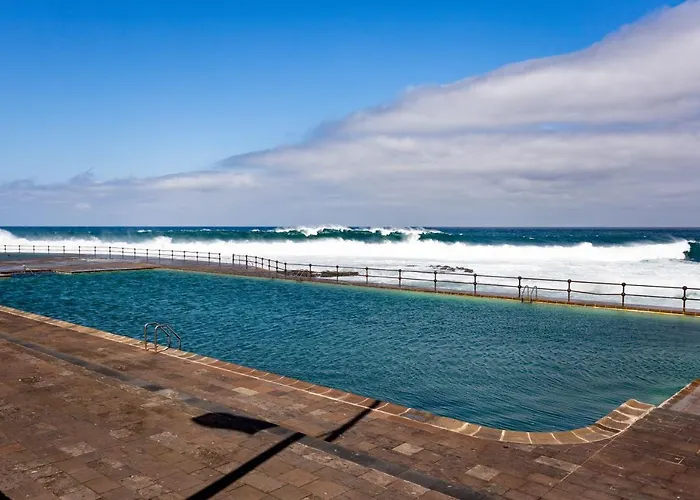 Home2book Serene Ocean Breeze, *